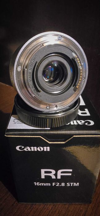 Canon rf 16mm f2.8