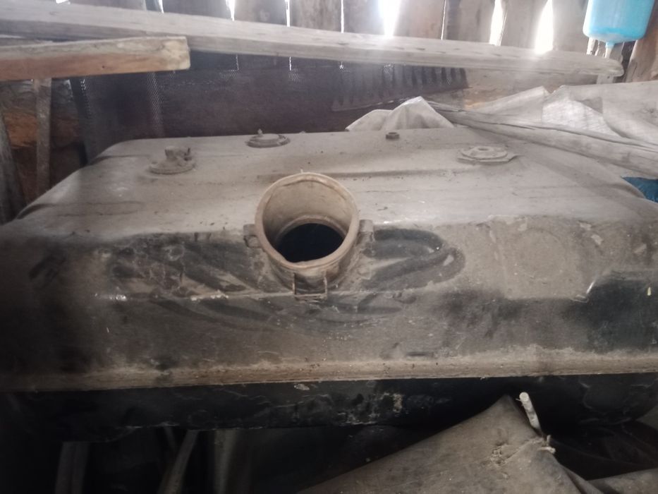 Бак на зил sssssss