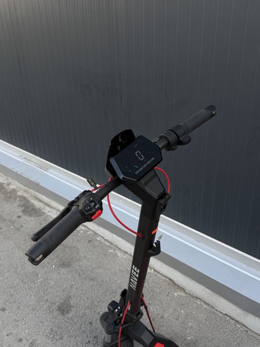 Електрическа тротинетка Navee NT5 MAX