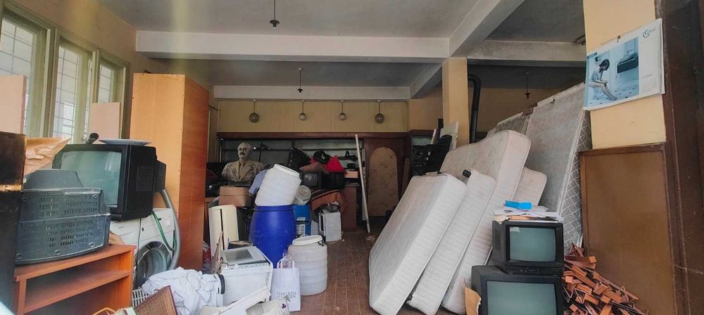 Продава се Къща в Плачковци - 438 кв.м за 87 €/кв.м - Снимка #3