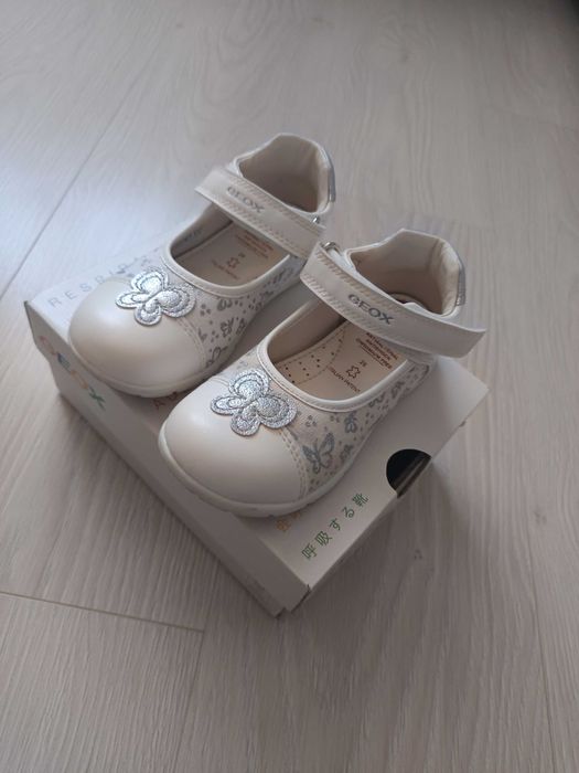 Pantofi fete geox nr 26