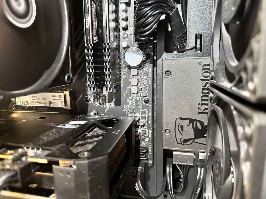 PC Gaming Ryzen 7 5700x, 32GB RAM, RX 7600