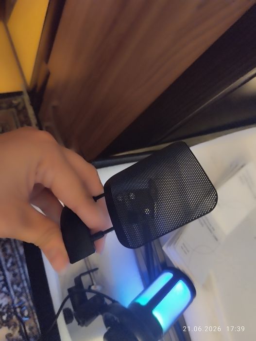 Продам микрофон ME6S