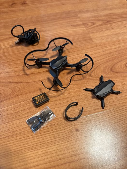 Drona ByRobot Petrone Drone Fighter + Kit FPV