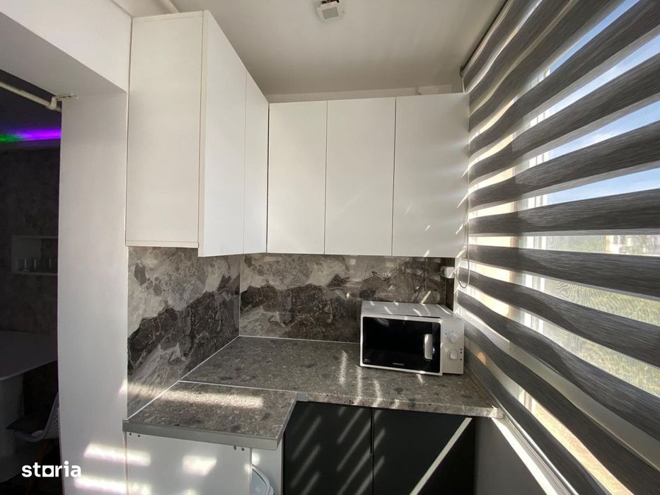 Apartament Centru, Modern, 3 Camere, Targoviste - 420 Euro