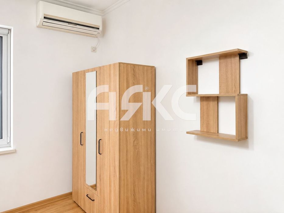 Дава се под наем Тристаен апартамент в София, Център - 60 кв.м за 750 € - Снимка #5