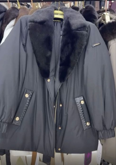 Продаю куртка женский рафаэлла Турция