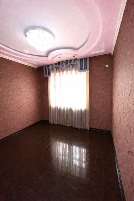 Продается 3 комнатная квартира. Массив Куйлюк-5. Сергелийский район.