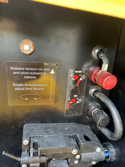 Vand urgent aparat de sudura cu sarma!!