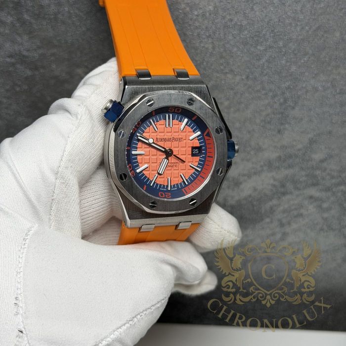 Часовник Audemars Piguet Royal Oak оранжев