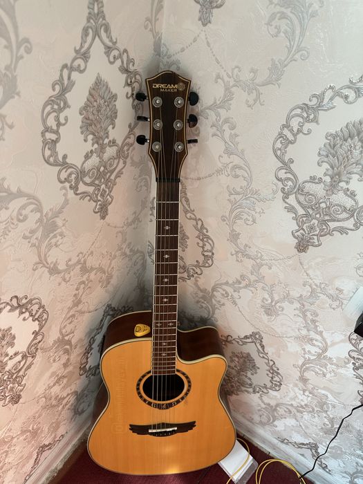 Gitara Dream maker dm301ce sotiladi