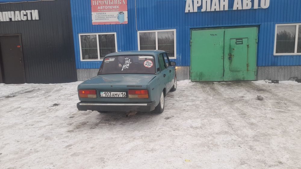 Продам ваз2107 состояние  сел поехал