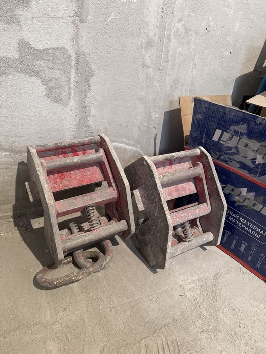 Захват для опалубки