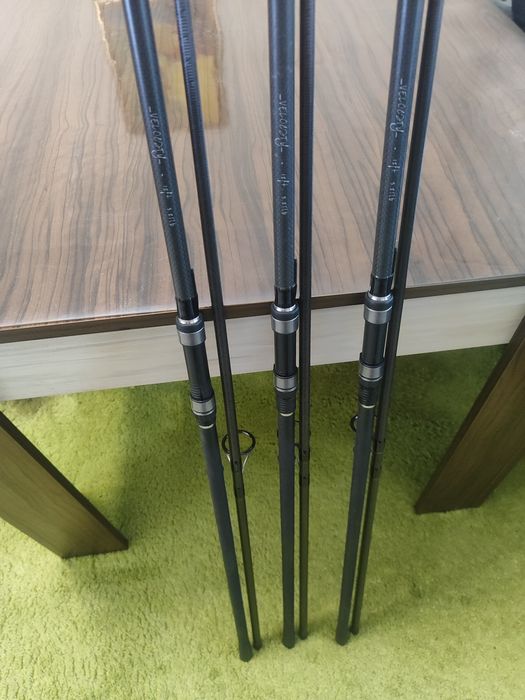 Shimano Velocity 12ft 3.25lb.