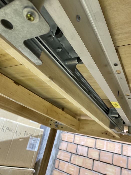 Продам стол + 4 стула