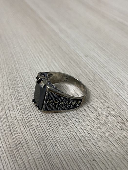 Продам перстень новую серебро 925