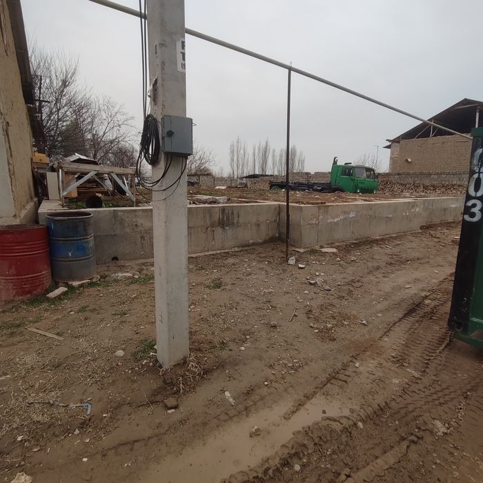 8 sotih tayyoy fundamenli yer surochna sotiladi