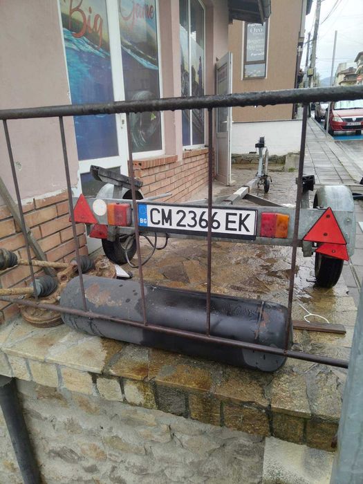 Колесар за лодка и Мотор.Ямаха  9.9 к