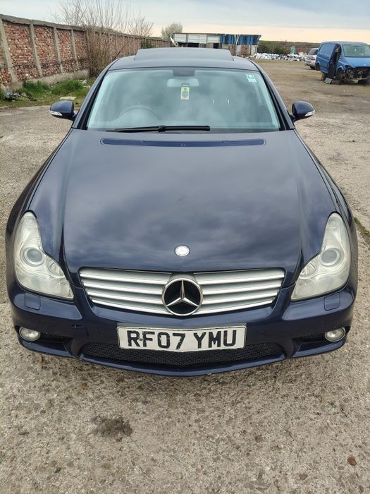 Dezmembrez Mercedes CLS320 W219 bara fata spate amg capota grila aripa
