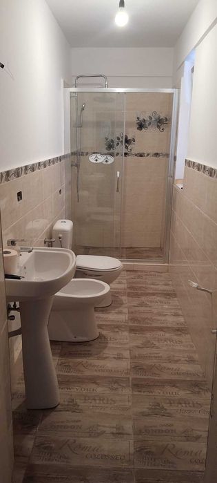 Amenajări interioare,exterioare,instalații electrice și termosanitare