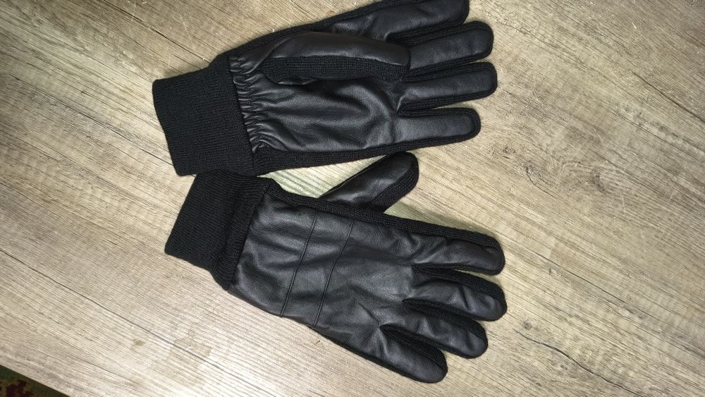 Mănuși bărbătești