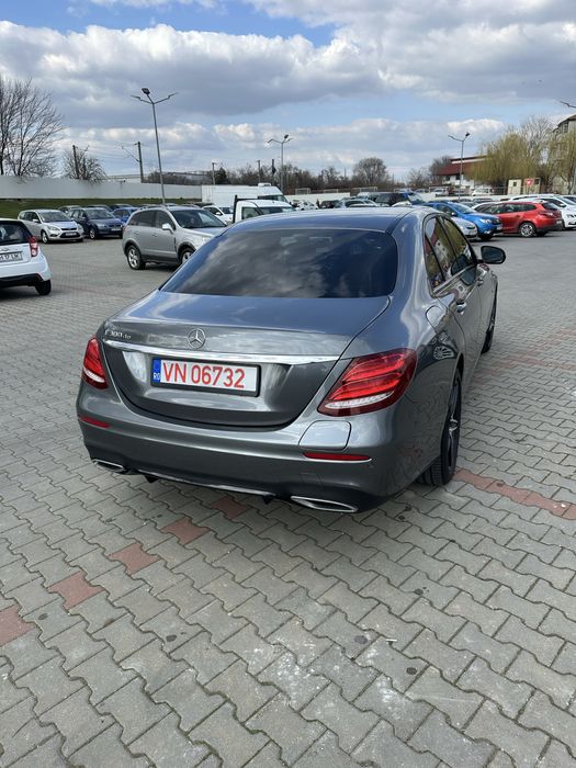 Mercedes-Benz E300de