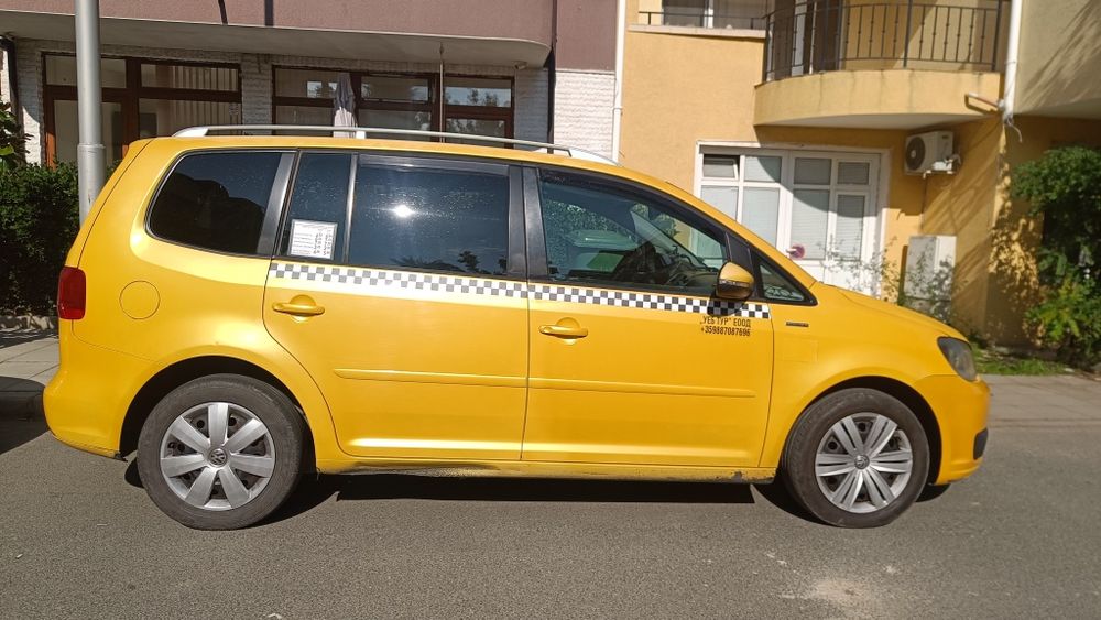 VW Touran 2011 7 местен
