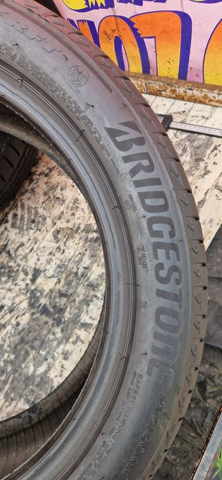2 Anvelope noi 0 km   Bridgestone 225 50 R18 de vara . Run-flat.2020