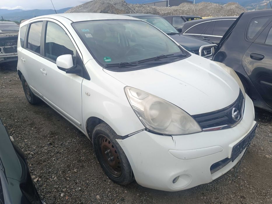На части! Nissan Note 1.6i 16V