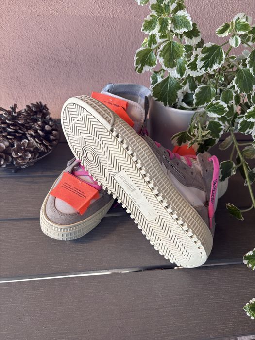 Off white Court 3.0