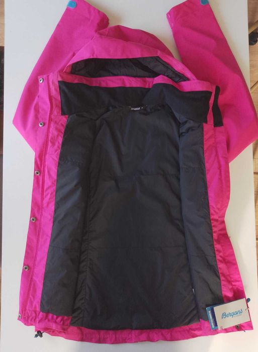 Ново зимно ски сноуборд яке Bergans of Norway Tyin Dermizax NX