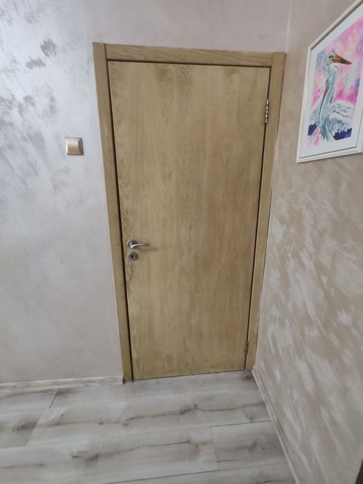 Интериорна врата Перла със стъкло о още 2 врати о