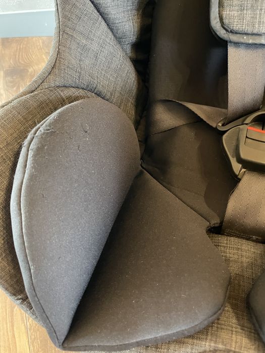 Автокресло Joie tilt