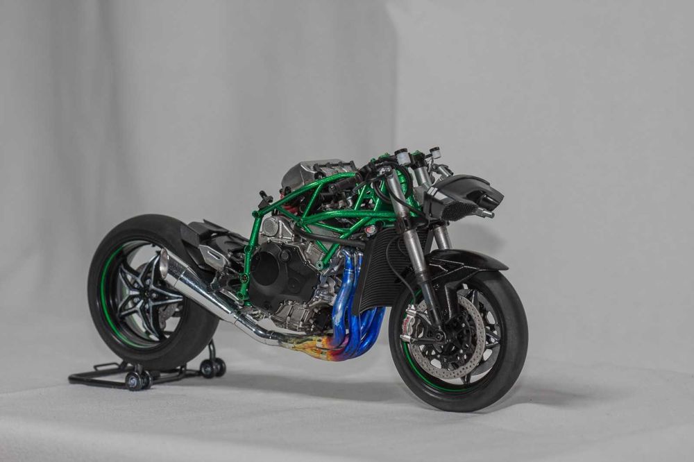 Модел на мотоциклет Kawasaki Ninja H2R