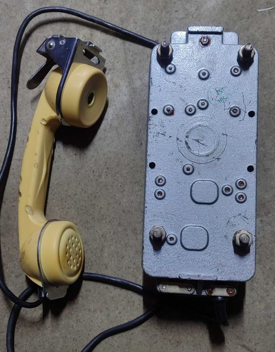 Телефон корабельный