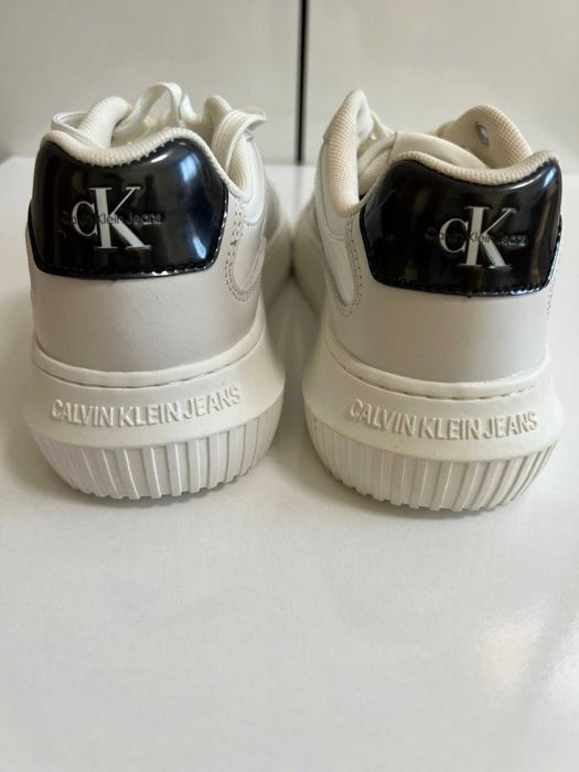 Нови дамски маратонки CALVIN KLEIN - Chunky Cupsole Low, 36 размер