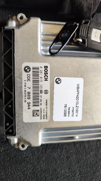 Компютър с кас и ключ за БМВ х5 е70 3.0д 235кс