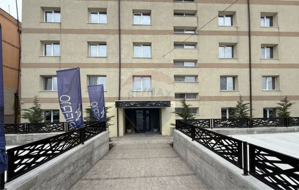 Garsoniera de inchiriat bloc nou