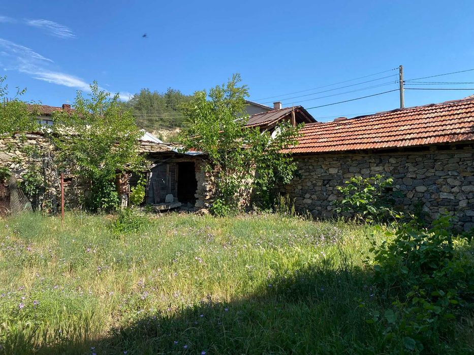 Къща в село Стоб, Кюстендилска област