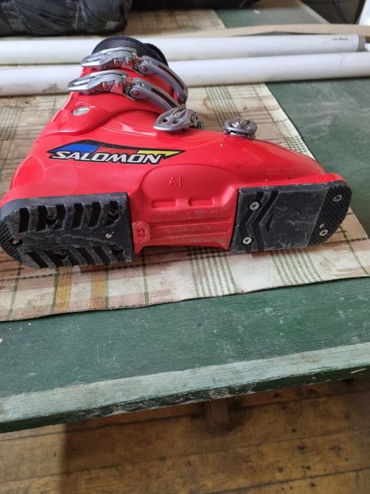 Vând clapari Salomon