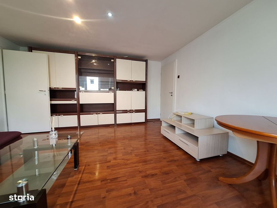 Apartamet 3 camere-67 mp-Etaj 2-Centrala proprie-Mobilat si utilat-Sag