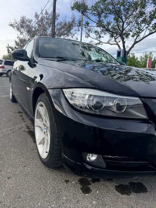 BMW E90 318D Sedan