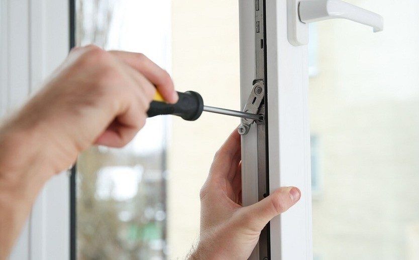 Ремонт окон. Москитные сетки