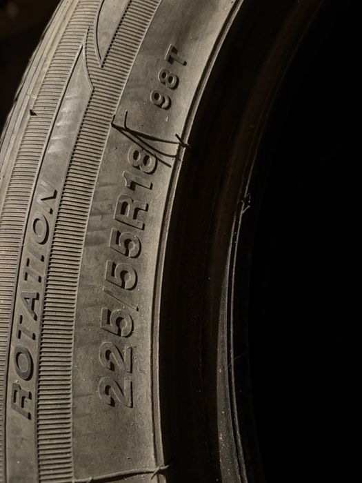 Продам зимние шины 225/55/R18