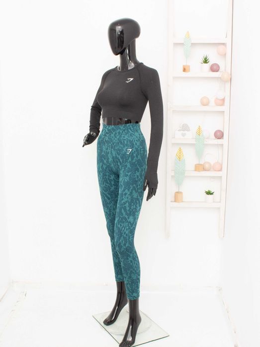 Gymshark дамски комплект кроп топ тъмно сив + клин за фитнес XS