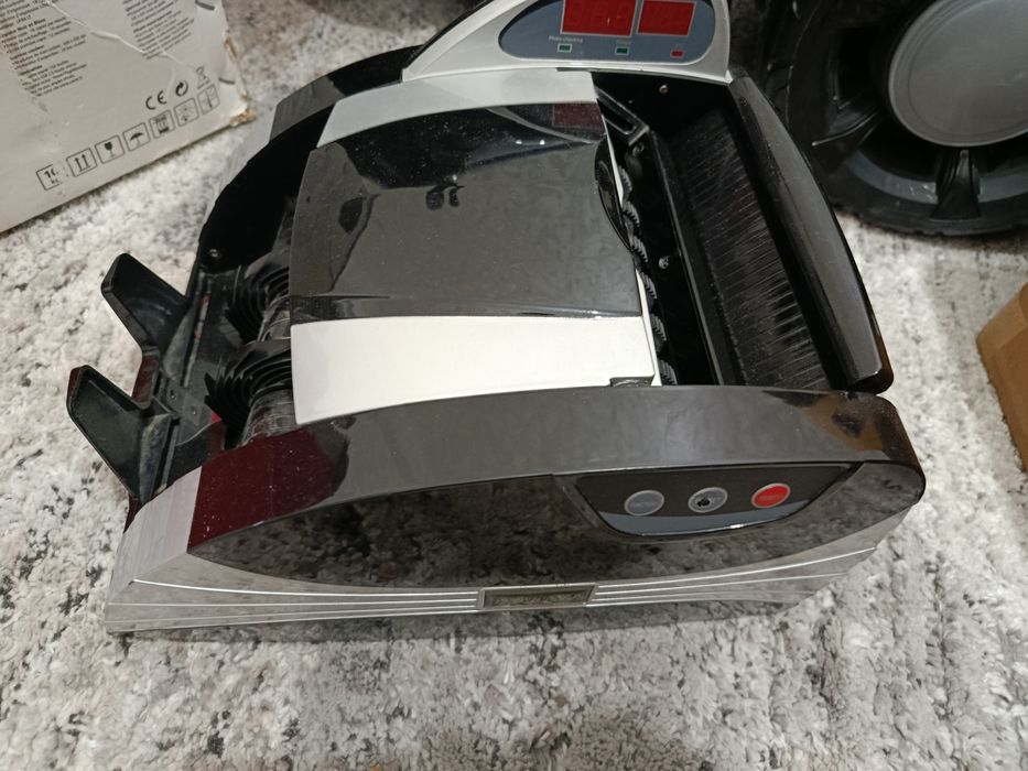 Машинка для считалки денег