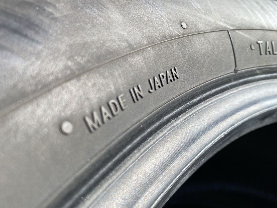 Шины 225/60/17 пара бу TOYO