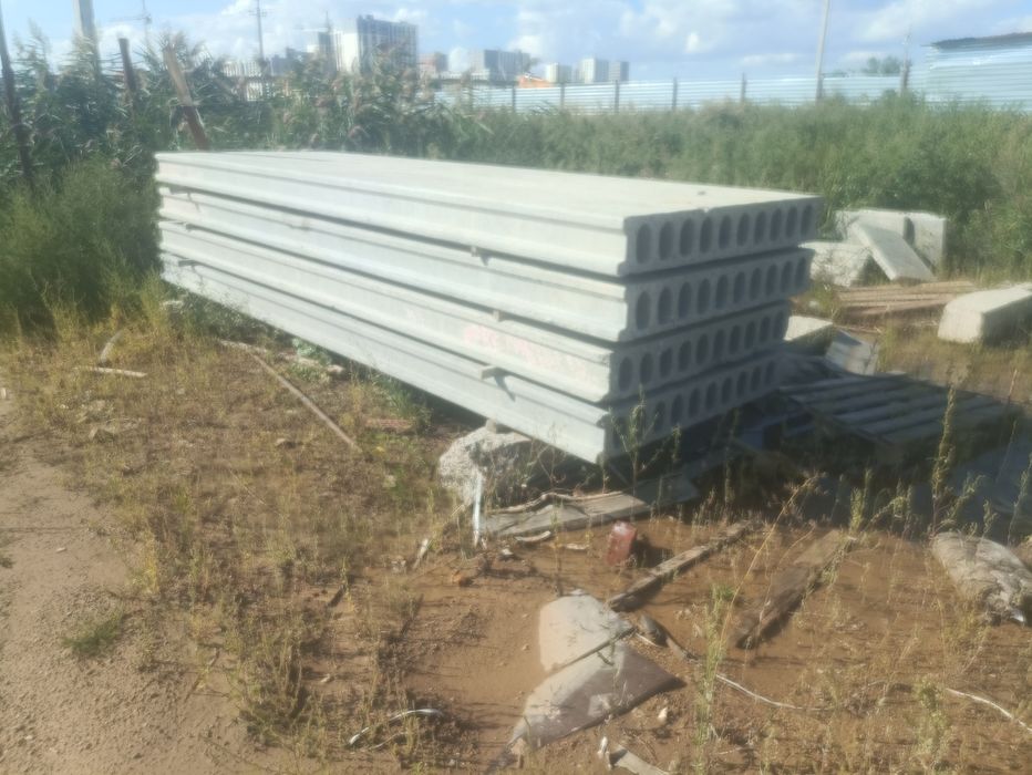 Плиты перекрытия,  перемычки 4м, стройматериалы