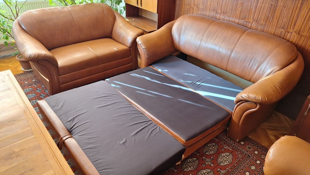 Холова гарнитура с разтегателен диван