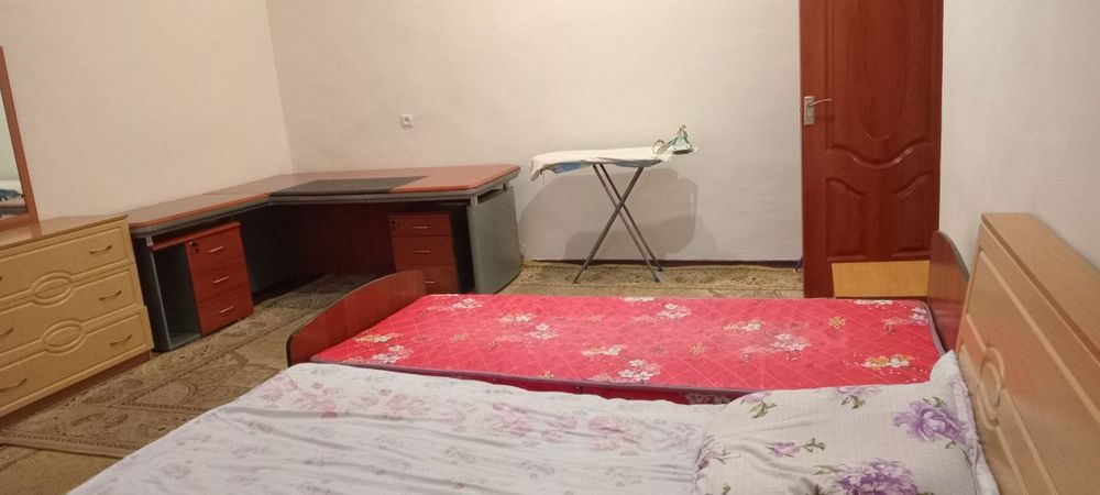 Qarshi shahar Aziya Alyans bank Yonida